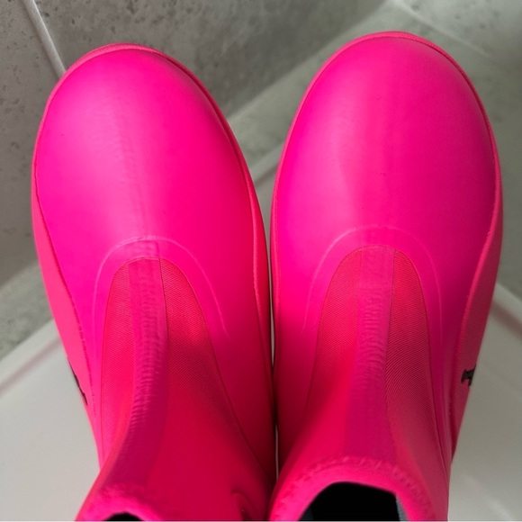 Jordan Pink Girls Boots Size 3 Youth - Picture 10 of 15